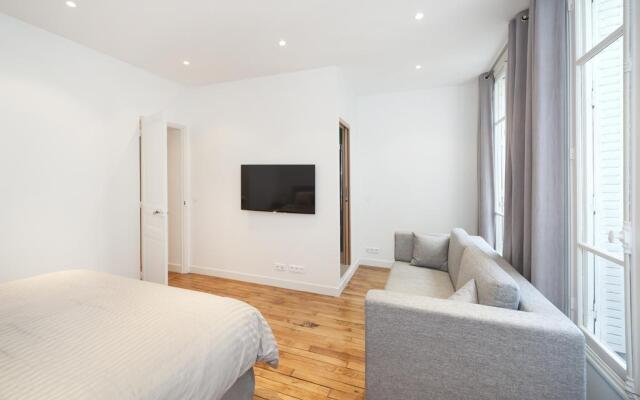 Pick a Flat - Champs Elysees / Laugier Apartment