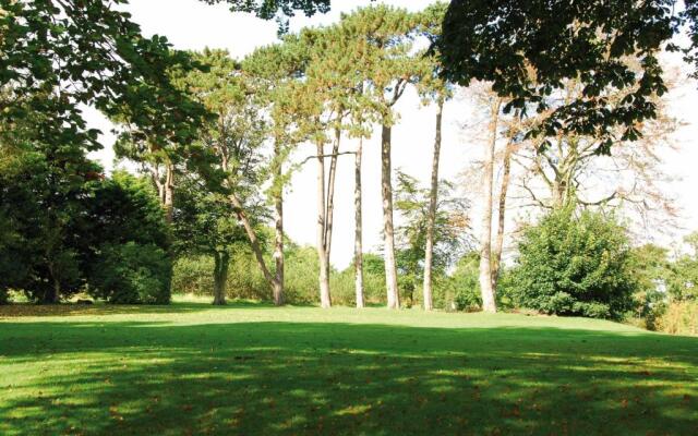Roganstown Hotel & Country Club