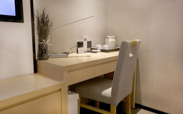 Lavande Hotel Shanwei Branch