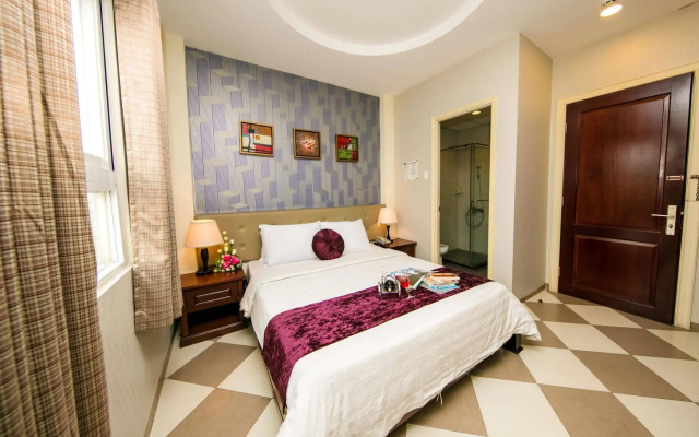 Quy Hung Hotel