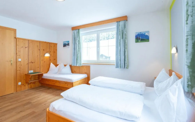 Large Apartment With a Large Balcony in Kappl