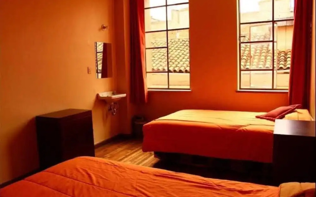 Check Inn B&B - Hostel