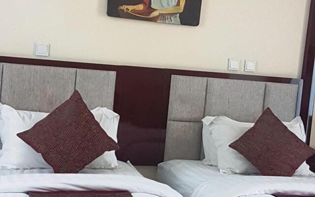 Zmama Hotel