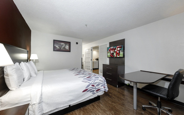 Red Roof Inn & Suites Savannah Airport