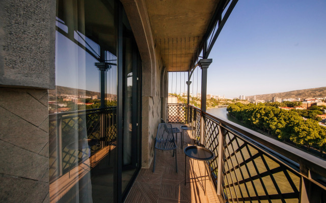 Sandali Metekhi Boutique Hotel