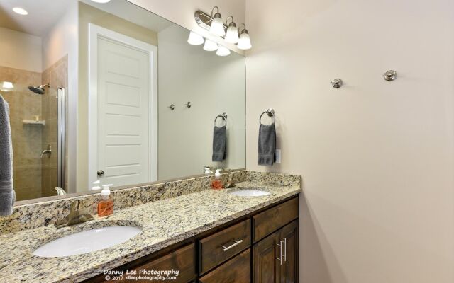 Gardiner's Getaway Villa 4