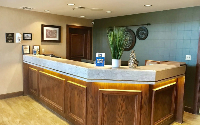 Chase Suites Hotel Brea-Fullerton