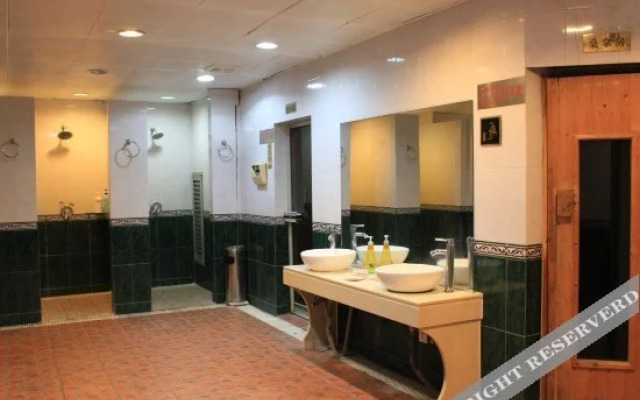 Civil Aviation Hotel