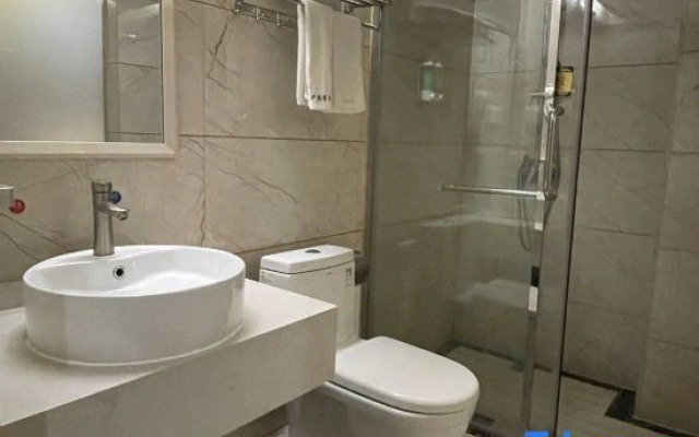 Guigang Xingpeng Business Hotel