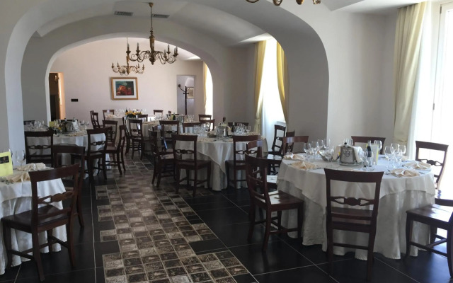 Palazzo Cestari Hotel