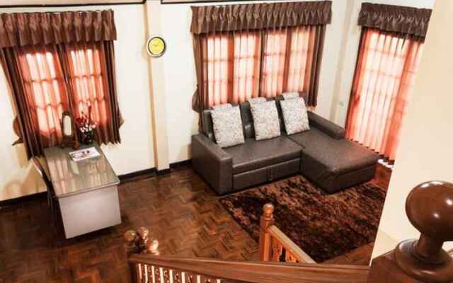 Mutthong House