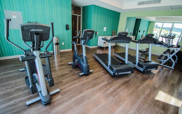 Holiday Inn Express & Suites Miami Airport East by IHG