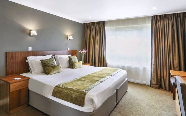 Stoke by Nayland Hotel, Golf and Spa