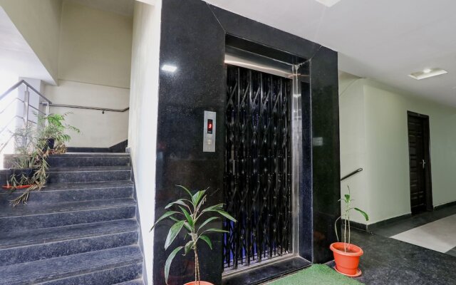 OYO Townhouse 1019 Galaxy Suites