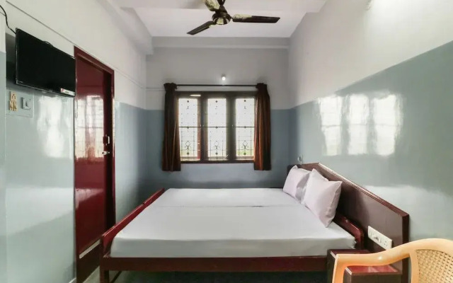 SPOT ON 47699 L.r.r. Towers (lodge)