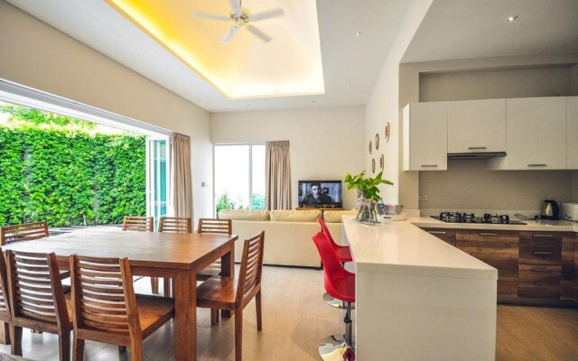 BYG Private Pool Villa@Layan Beach