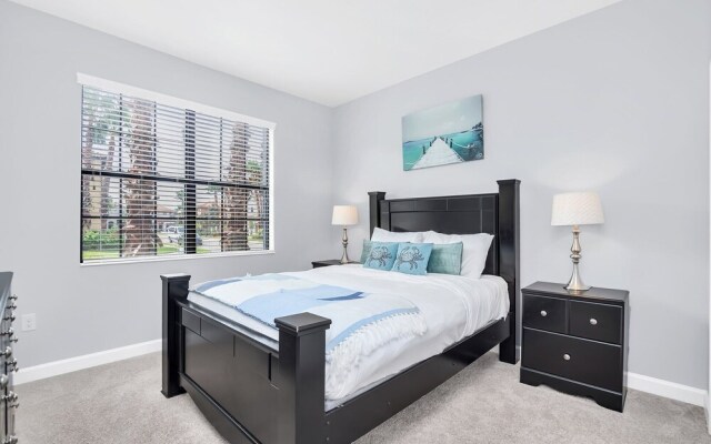 Vibrant Home With Spacious Pool!#6st5504