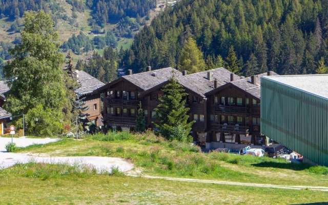 Tarcianne B12 Grimentz