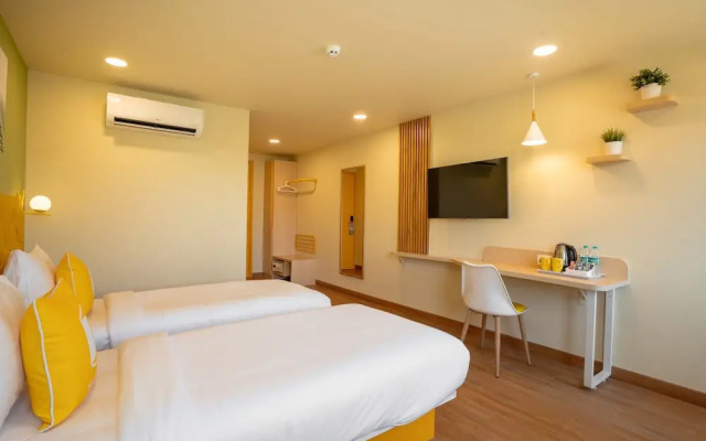 Bloom Hotel - Medicity Gurugram, Near Medanta Hospital
