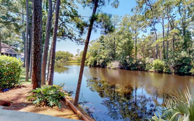 7655 Huntington Villas