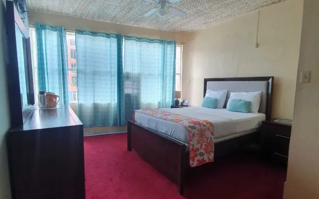Paradise Suites Hotel