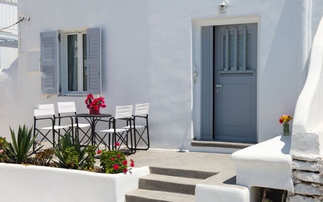 Chora House