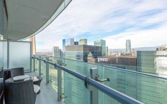 Noel Suites - York and Harbour St.