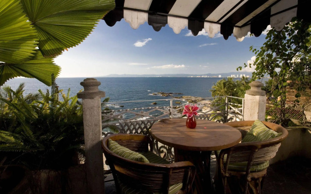 Quinta Maria Cortez Beach Hotel