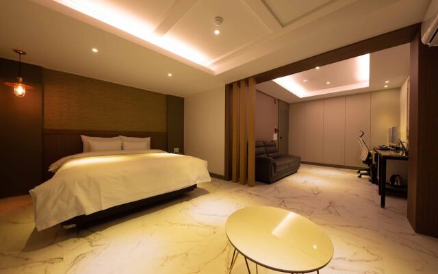 Hotel Momo