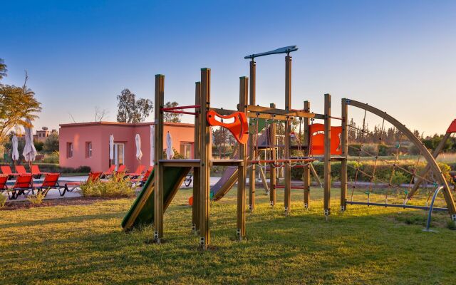 Zephyr Hotel Club Resort and Spa