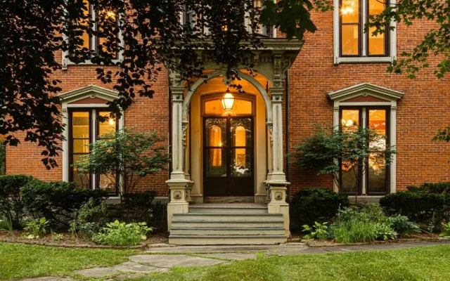 Rosemont Inn Bed & Breakfast