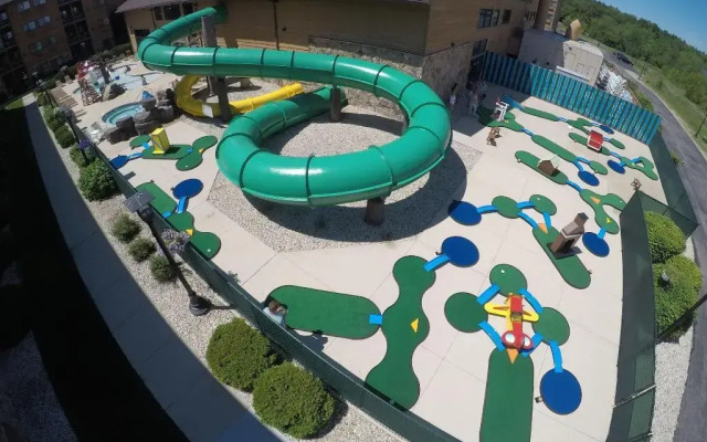 Timber Ridge Lodge and Waterpark