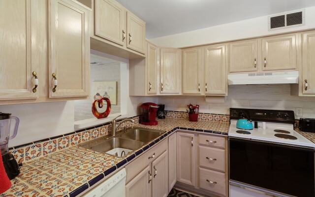 Sitting Pretty 2 BR by Casago