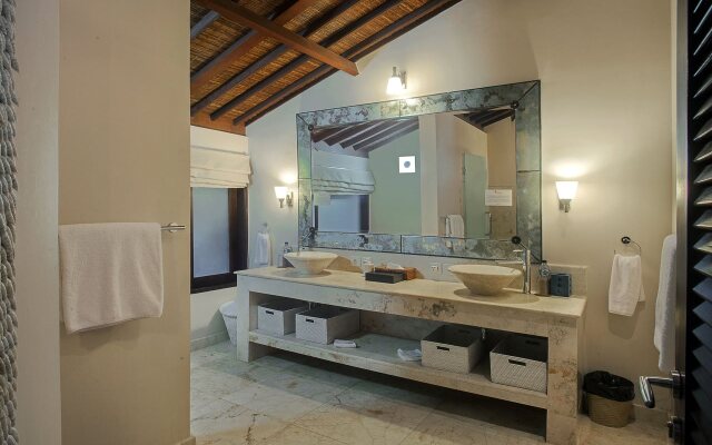 Villa Avalon