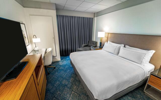 DoubleTree Suites by Hilton Hotel Tampa Bay