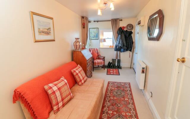 Apartment 7, Sneaton Hall