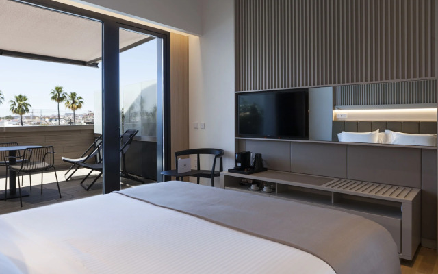 Hotel Kivir Adults Recommended, Historic City Center