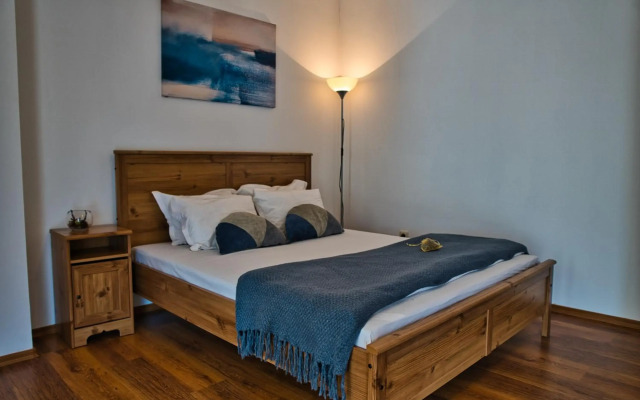 Local Stay Hotel BW Signature Collection