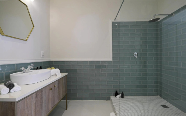 Chapter House Boutique Hotel