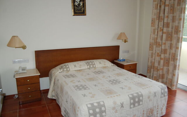 Moniatis Hotel