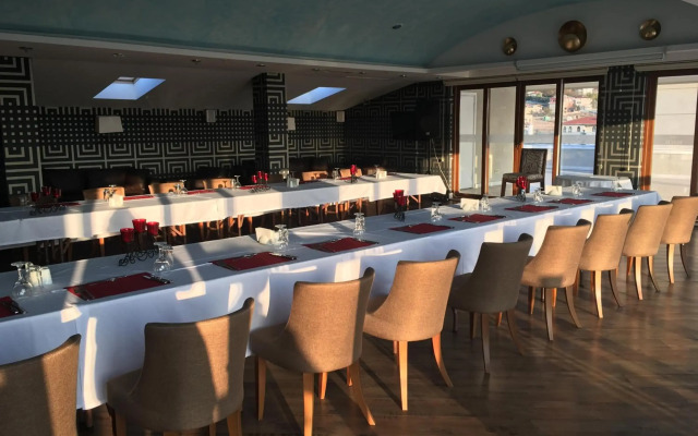 Mercia Hotels & Resorts