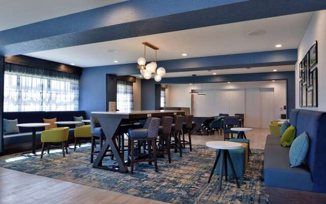 Hampton Inn Cedar Falls Downtown