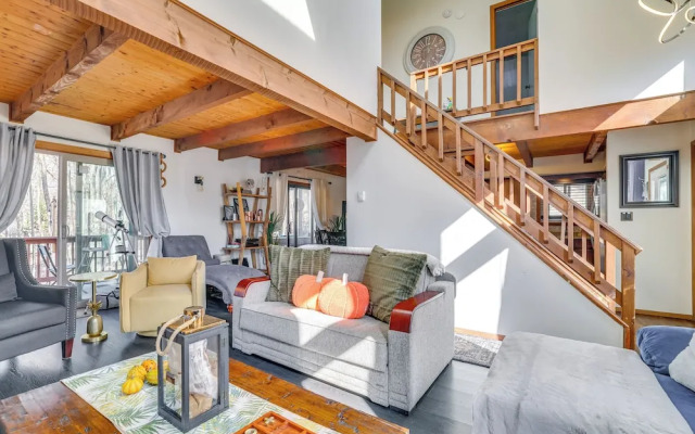 Grill & Games: Family Home in East Stroudsburg!