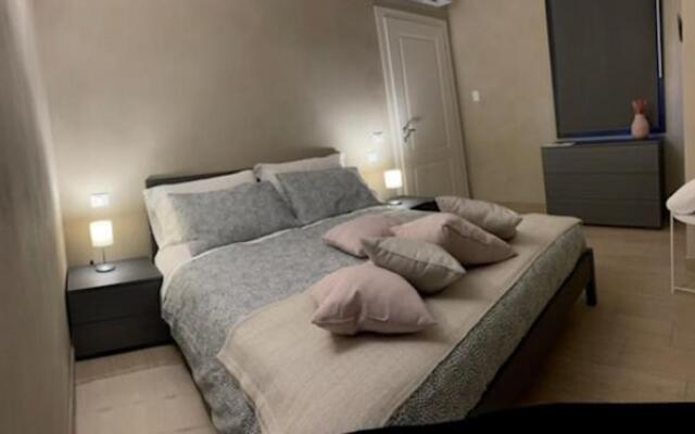 Dépendance La Corte