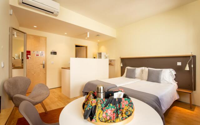 Feel Porto Codeçal Studio 1.1