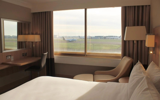 Renaissance London Heathrow Hotel