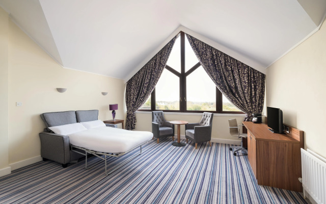 Holiday Inn Glasgow East Kilbride by IHG