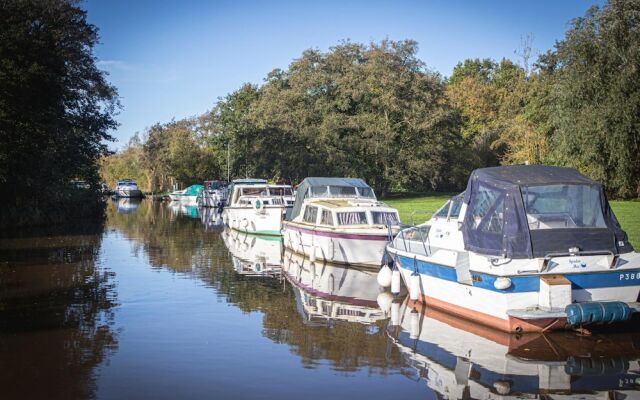 Sutton Staithe Hotel