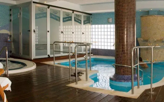Perla Marina Hotel & Apartamentos