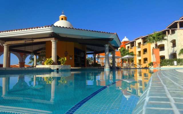Hacienda Encantada Resort & Residences